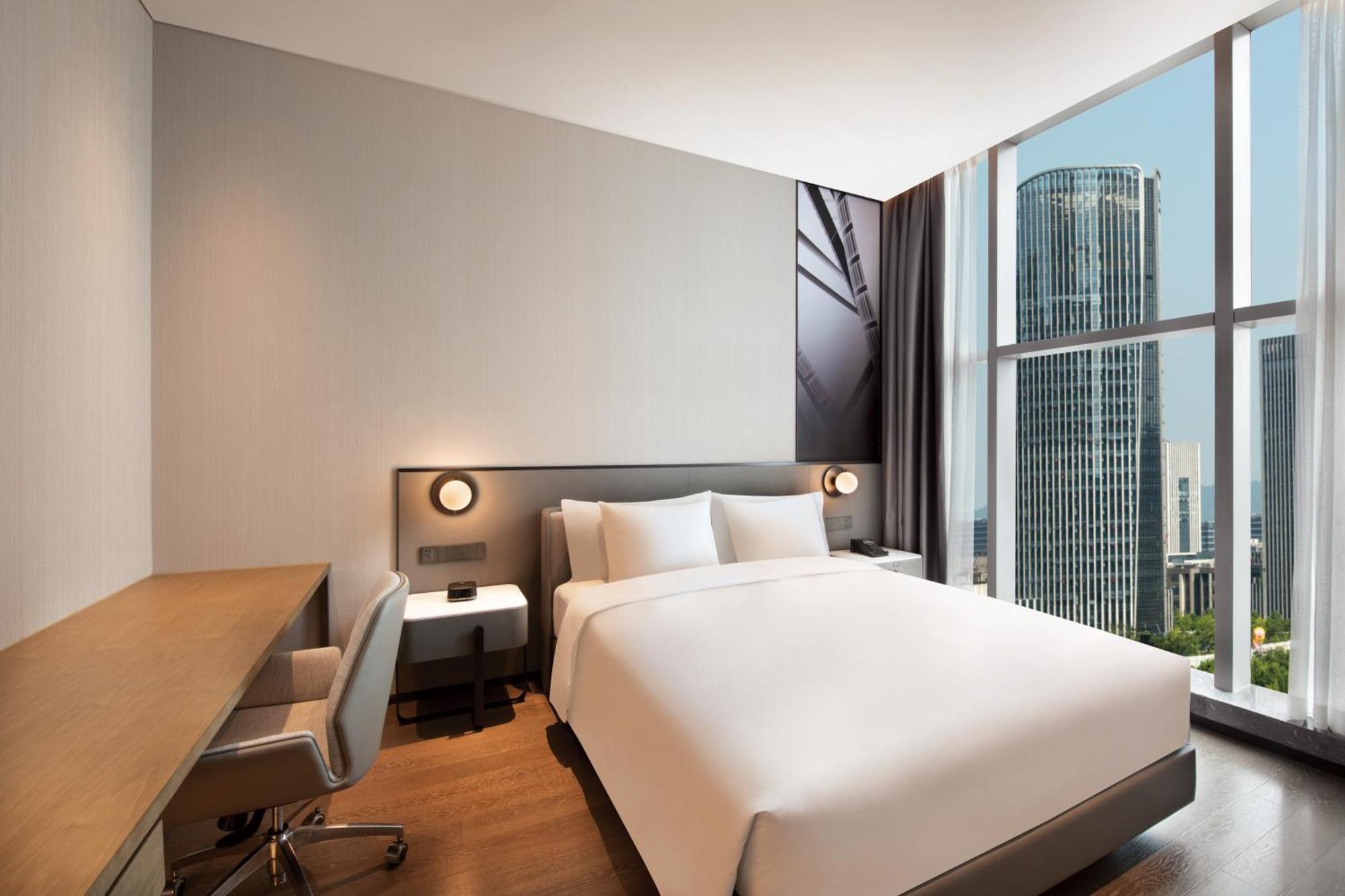 Crowne Plaza Hangzhou Science City By Ihg Exterior photo
